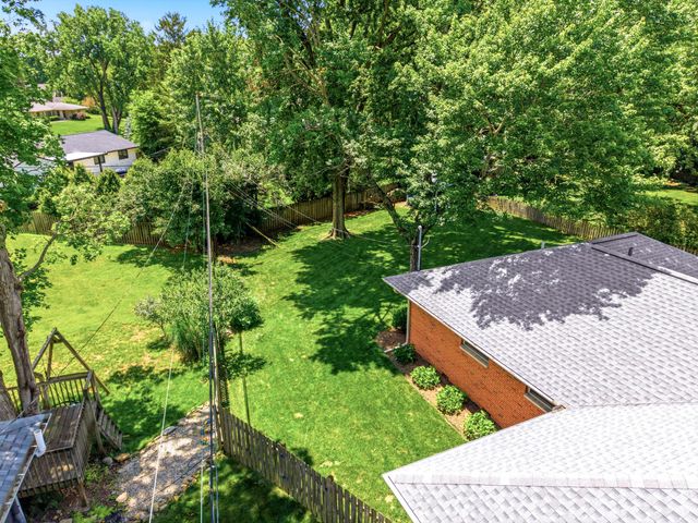 2781 Stratford Drive, Upper Arlington, OH 43220