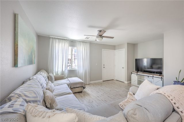 10447 Fancy Fern Street, Las Vegas, NV 89183