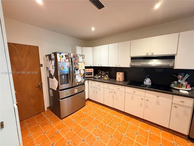 1525 SW 19th Ter, Miami, FL 33145