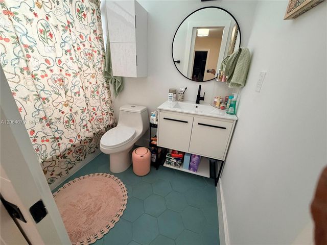 1525 SW 19th Ter, Miami, FL 33145