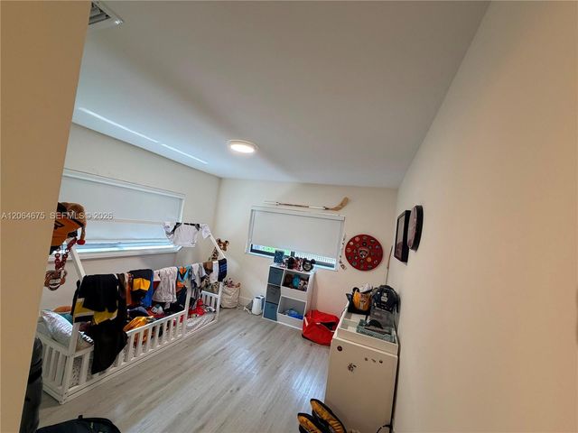1525 SW 19th Ter, Miami, FL 33145