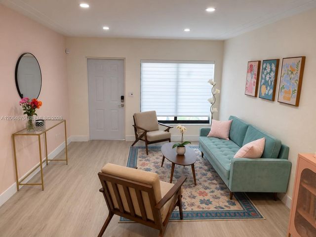 1525 SW 19th Ter, Miami, FL 33145