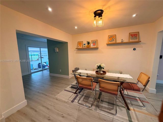 1525 SW 19th Ter, Miami, FL 33145
