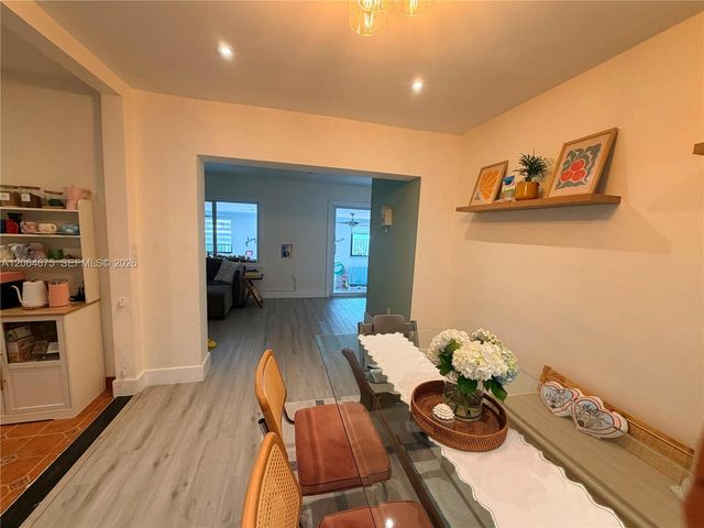 1525 SW 19th Ter, Miami, FL 33145