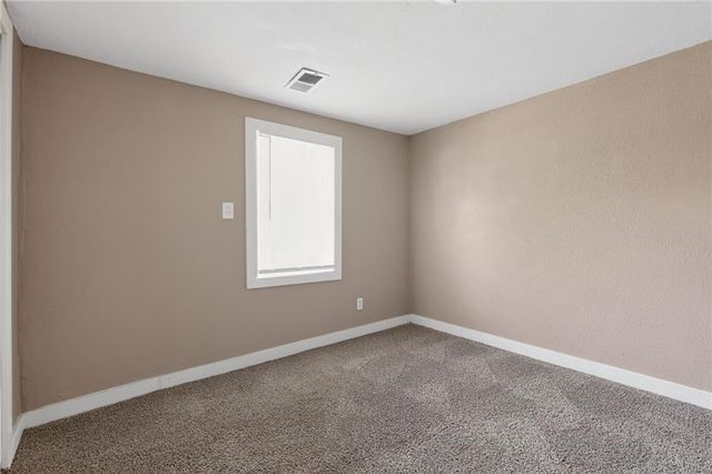 8318 Pershing Road, Raytown, MO 64138