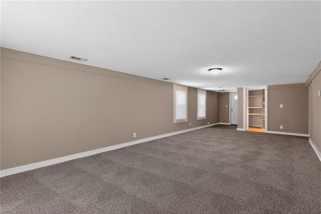 8318 Pershing Road, Raytown, MO 64138