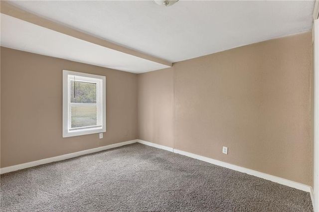 8318 Pershing Road, Raytown, MO 64138