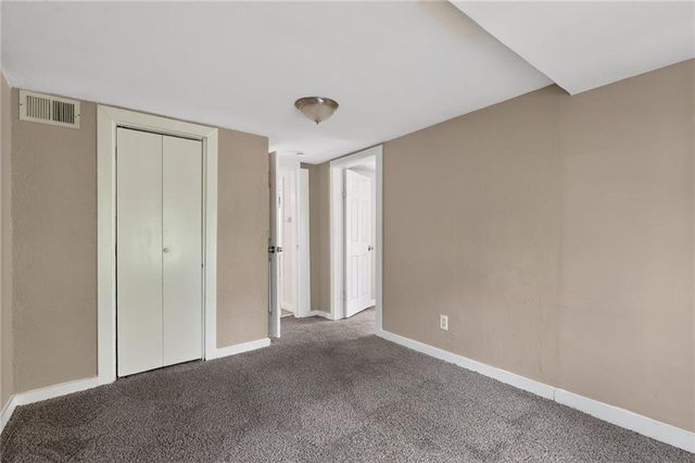 8318 Pershing Road, Raytown, MO 64138