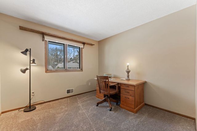 1655 18th Avenue NW, New Brighton, MN 55112