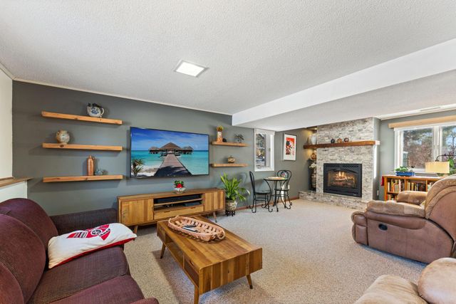 1655 18th Avenue NW, New Brighton, MN 55112