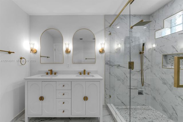 8113 SW 157 CT, Miami, FL 33193