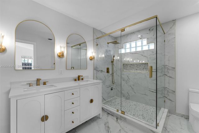 8113 SW 157 CT, Miami, FL 33193