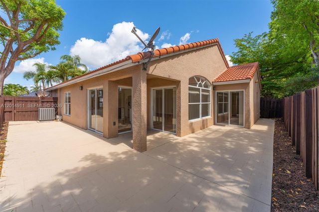 8113 SW 157 CT, Miami, FL 33193