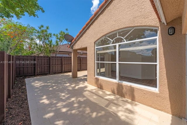8113 SW 157 CT, Miami, FL 33193