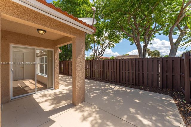 8113 SW 157 CT, Miami, FL 33193