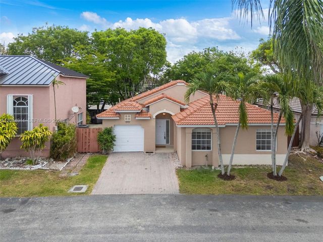 8113 SW 157 CT, Miami, FL 33193