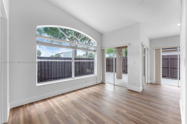 8113 SW 157 CT, Miami, FL 33193