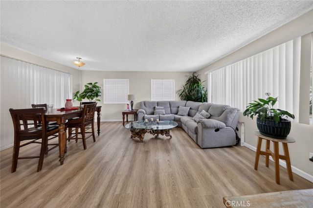 1012 N Vernon Avenue, Azusa, CA 91702