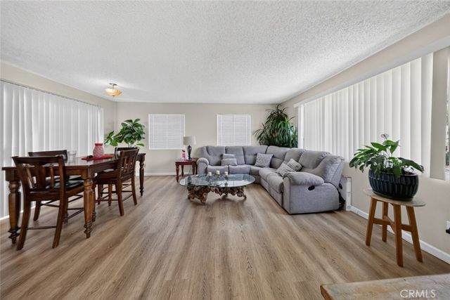 1012 N Vernon Avenue, Azusa, CA 91702