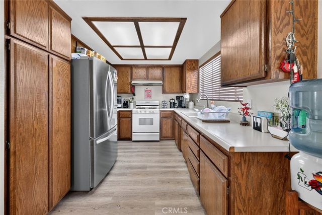1012 N Vernon Avenue, Azusa, CA 91702