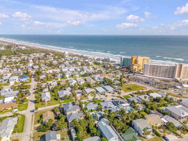 308 Normandy Avenue, New Smyrna Beach, FL 32169