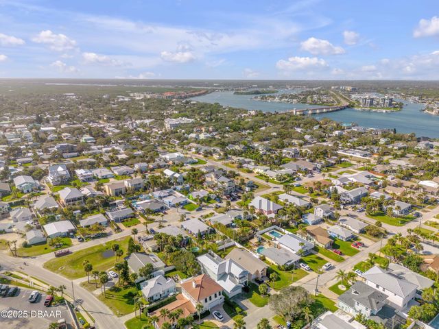 308 Normandy Avenue, New Smyrna Beach, FL 32169