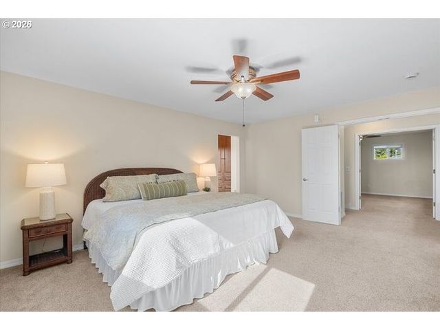 13195 Nw Logie Trail Rd, Hillsboro, OR 97124