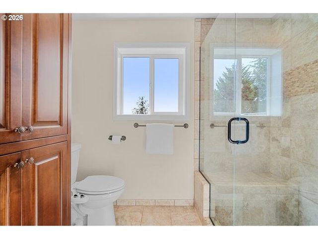 13195 Nw Logie Trail Rd, Hillsboro, OR 97124