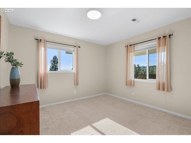 13195 Nw Logie Trail Rd, Hillsboro, OR 97124