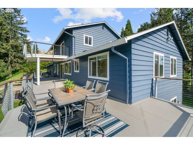 13195 Nw Logie Trail Rd, Hillsboro, OR 97124