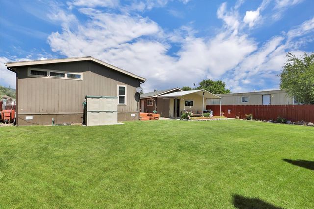 19214 E Buckeye Ave, Greenacres, WA 99027