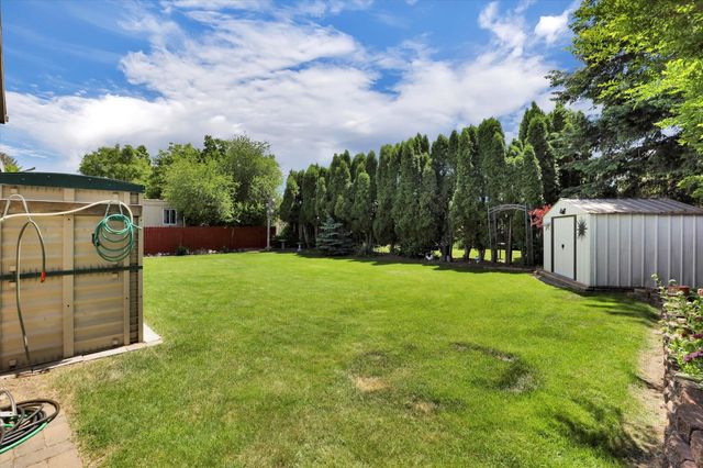 19214 E Buckeye Ave, Greenacres, WA 99027