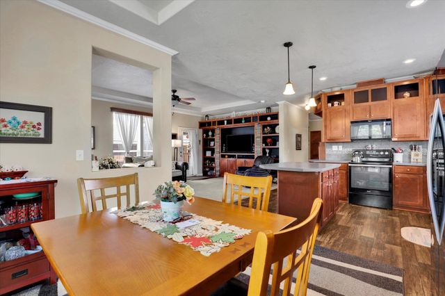 19214 E Buckeye Ave, Greenacres, WA 99027