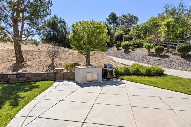 30405 Del Rey Road, Temecula, CA 92591