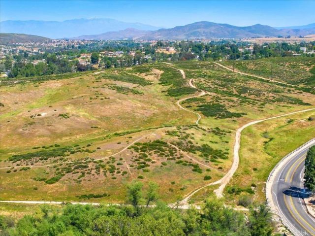 30405 Del Rey Road, Temecula, CA 92591
