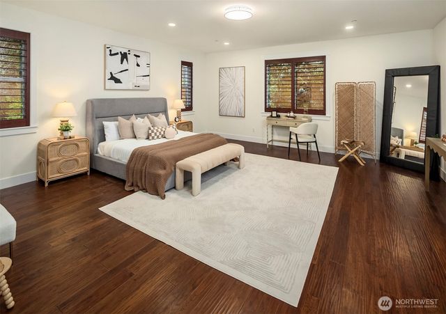 14424 SE 17th St, Bellevue, WA 98007