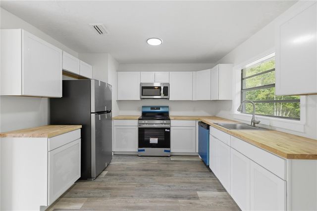 3717 SW IDLEWILD STREET, Dunnellon, FL 34431