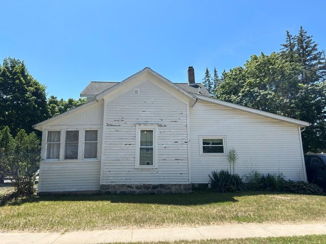 302 S Pine Street, Mount Pleasant, MI 48858