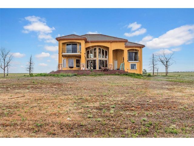 8505 Quail Run Rd, Watkins, CO 80137