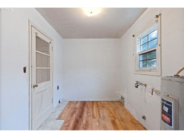 1035 Sw 15TH St, Lincoln City, OR 97367