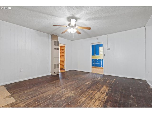 1035 Sw 15TH St, Lincoln City, OR 97367