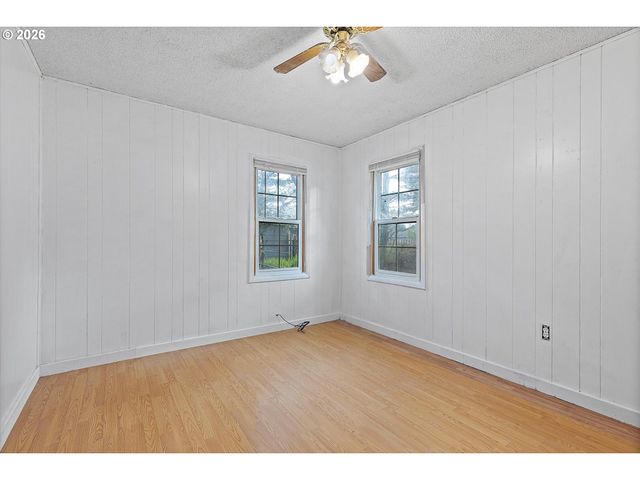 1035 Sw 15TH St, Lincoln City, OR 97367