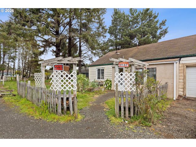 1035 Sw 15TH St, Lincoln City, OR 97367