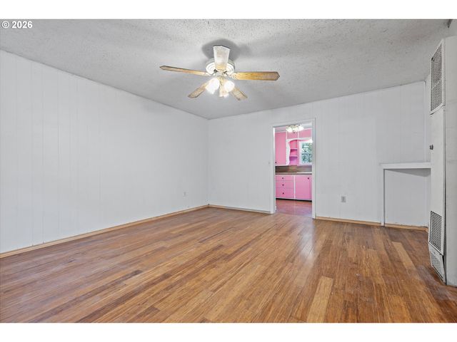 1035 Sw 15TH St, Lincoln City, OR 97367