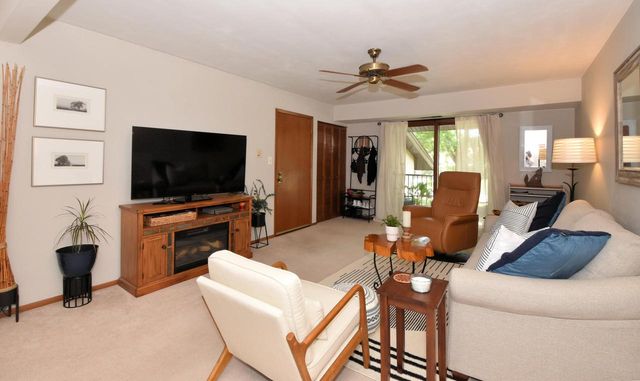 N82W13500 Fond du Lac AVENUE #A203, Menomonee Falls, WI 53051