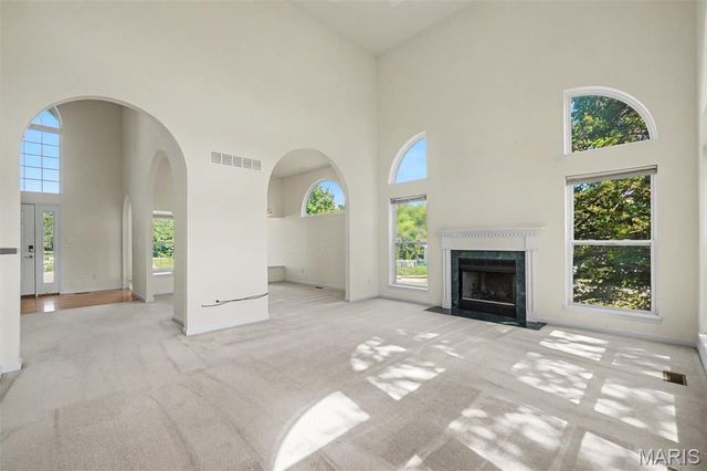 2012 Archway Drive, Wentzville, MO 63385