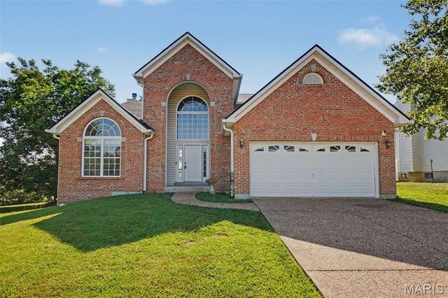 2012 Archway Drive, Wentzville, MO 63385