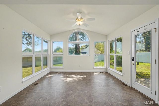 2012 Archway Drive, Wentzville, MO 63385