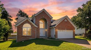2012 Archway Drive, Wentzville, MO 63385