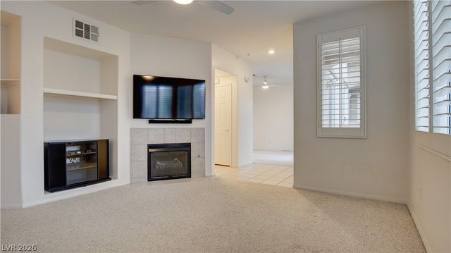 10180 Delray Beach Avenue 102, Las Vegas, NV 89129